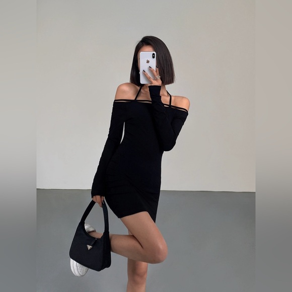 Hot Black Off-the-Shoulder Halter Dress, Long Sleeve Slim Fit Bodycon (new) - Picture 4 of 6